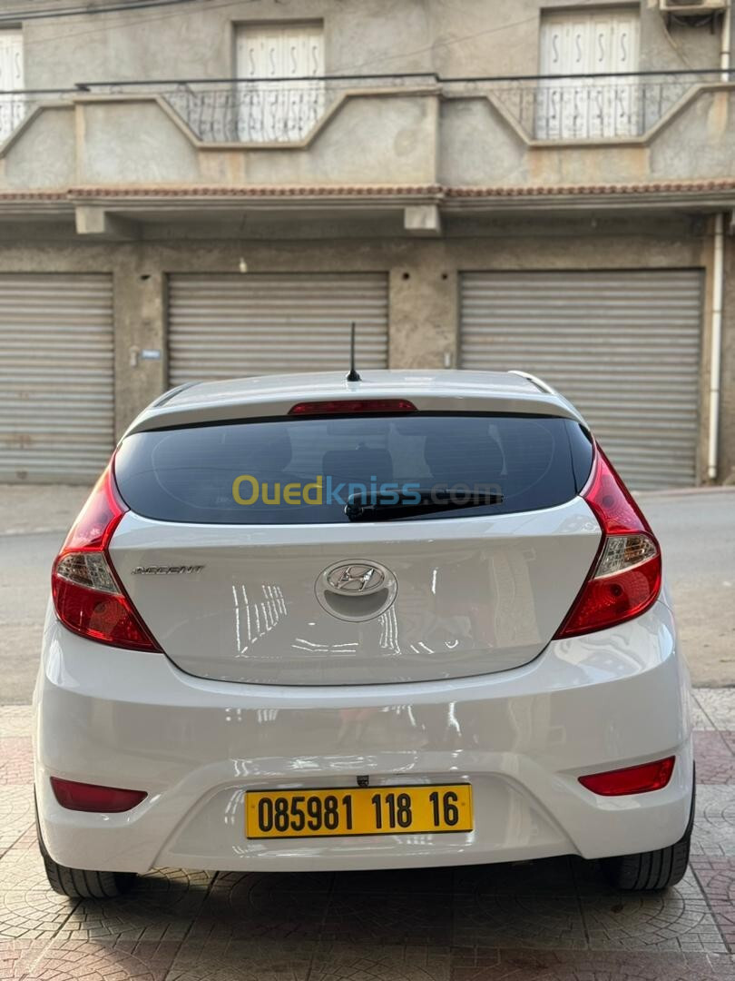 Hyundai Accent RB  5 portes 2018 Préstige