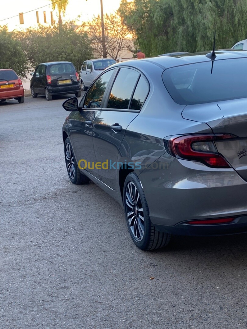 Fiat Tipo 2023 Urba +