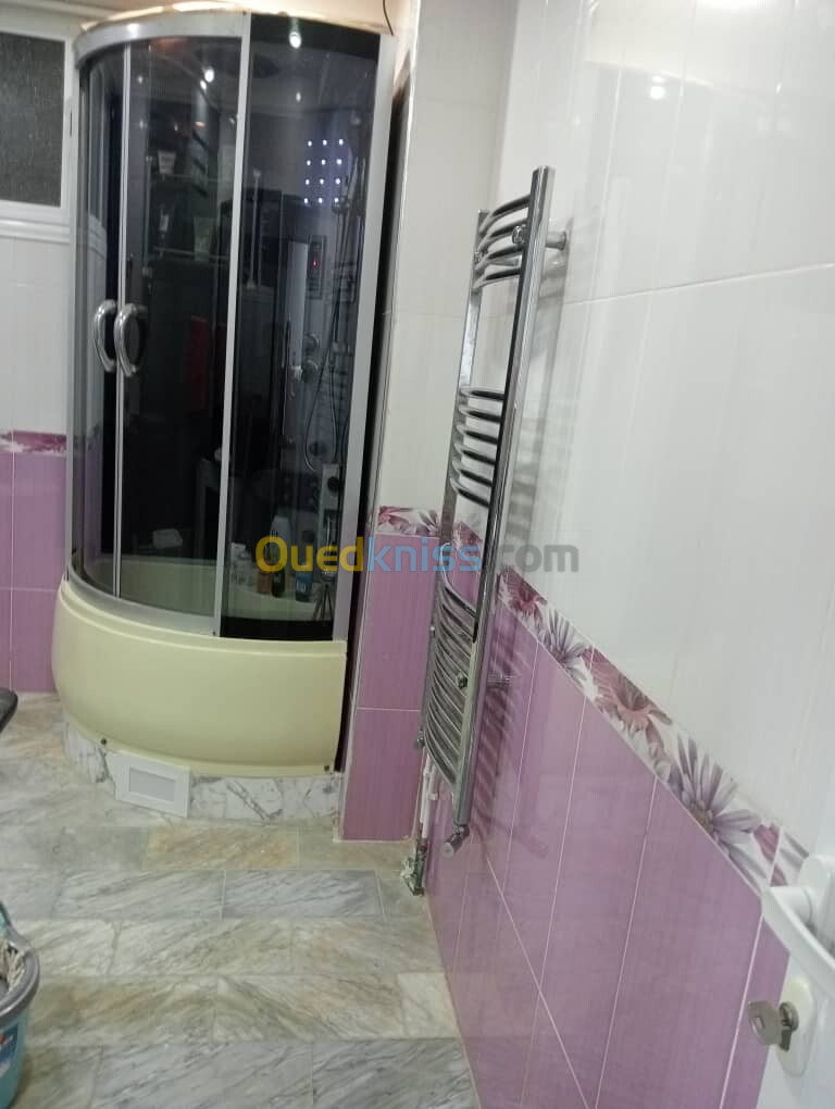 Vente Appartement F03 Alger Bouzareah