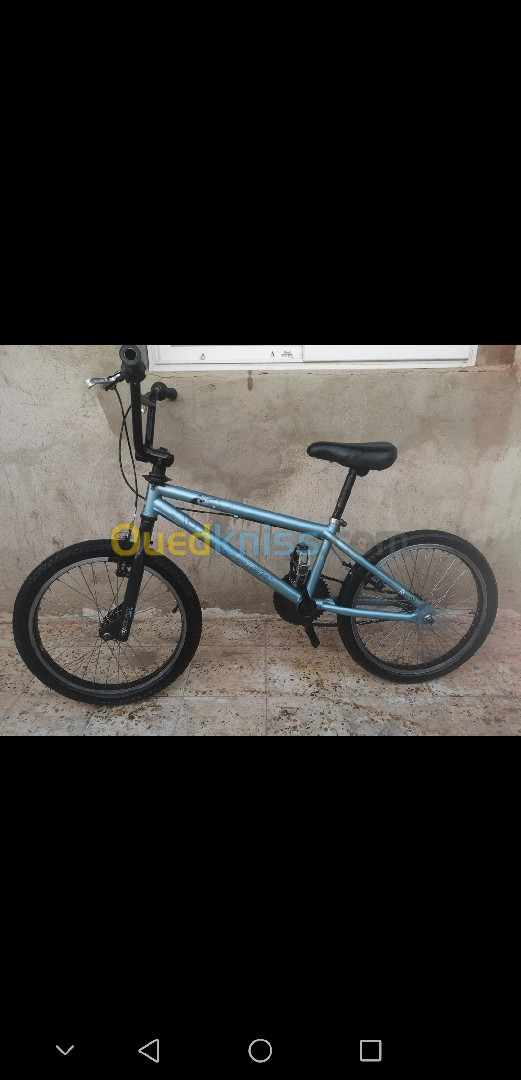 Vélo BMX 