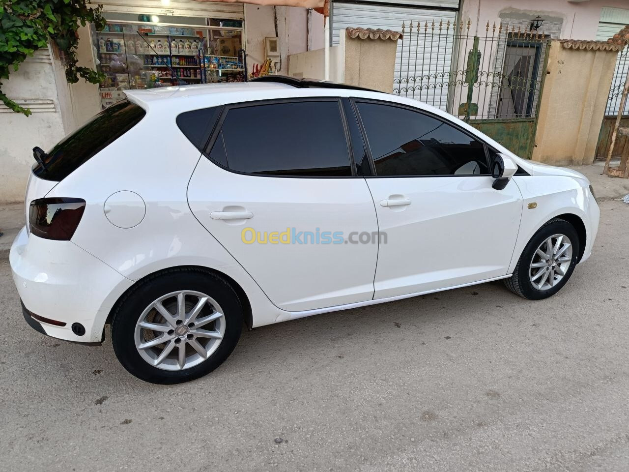 Seat Ibiza 2012 Fully +Toit ouvrant