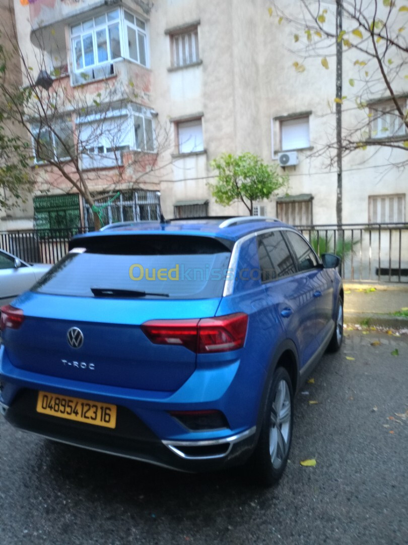 Volkswagen T-Roc 2023 r line