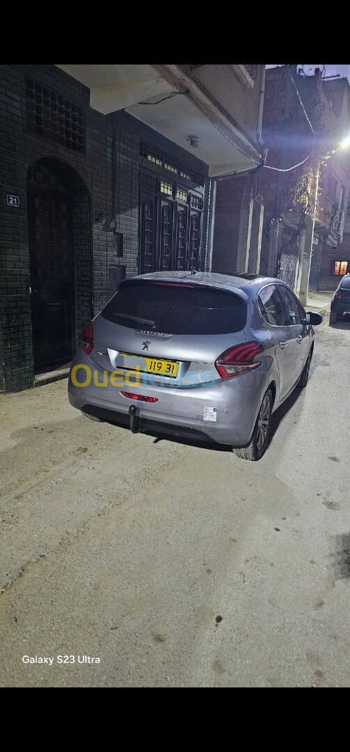 Peugeot 208 2019 Allure Facelift