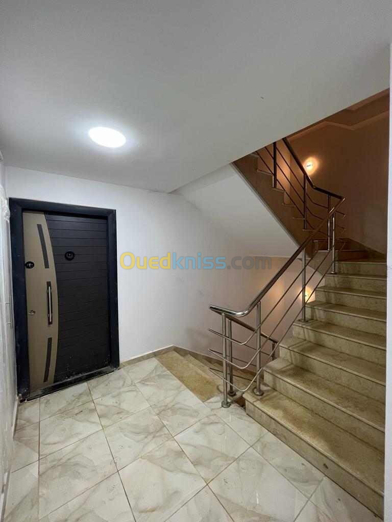 Vente Appartement F2 Alger Bordj el kiffan