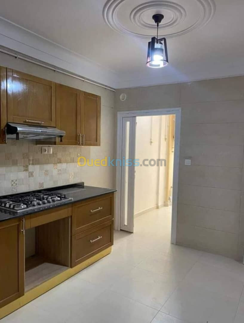 Vente Appartement F3 Alger Bordj el bahri