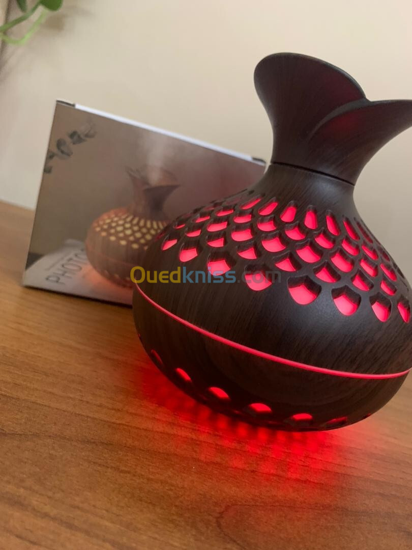 Diffuseur Dhuiles Essentielles 300ml Avec 7 Lumières LED Colorée