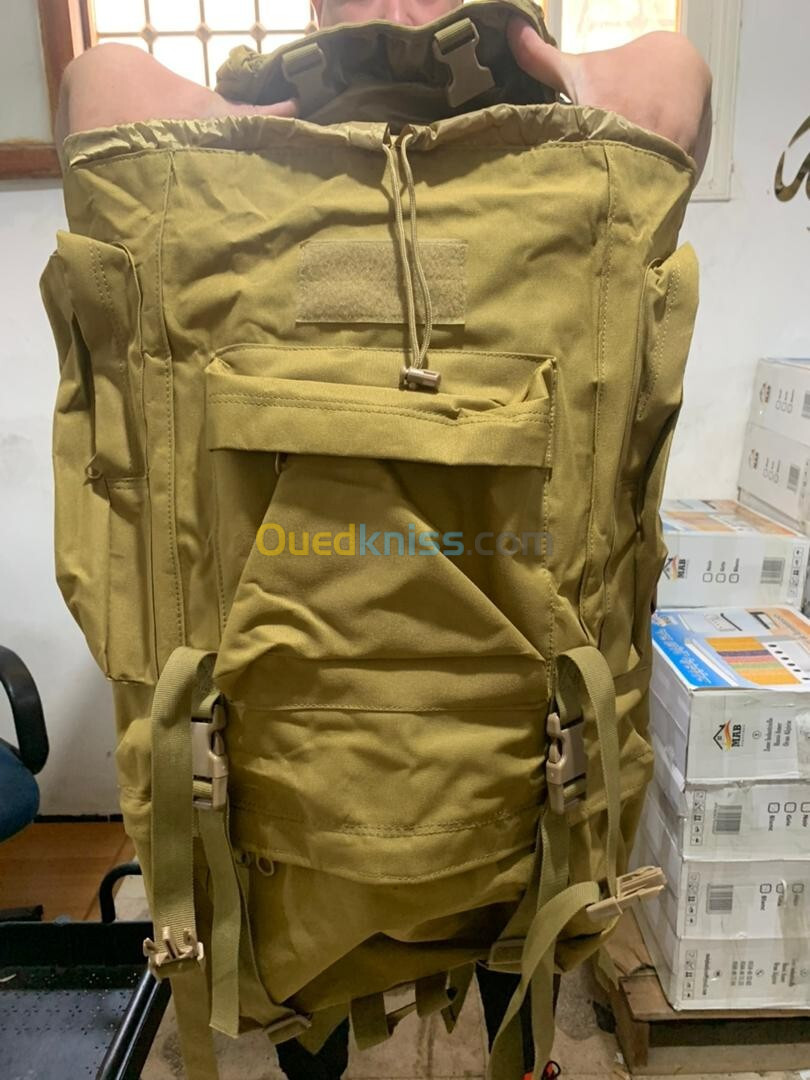 Sac à dos Randonnée professionnel en toile de Camouflage étanche à double épaule 90 L  kaki