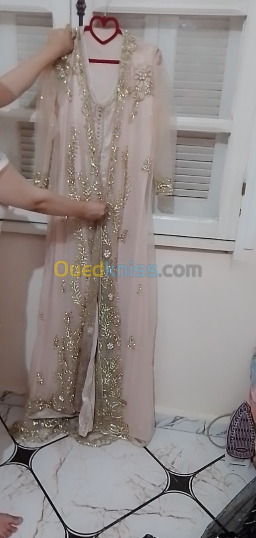 Ouedkniss caftan 2024