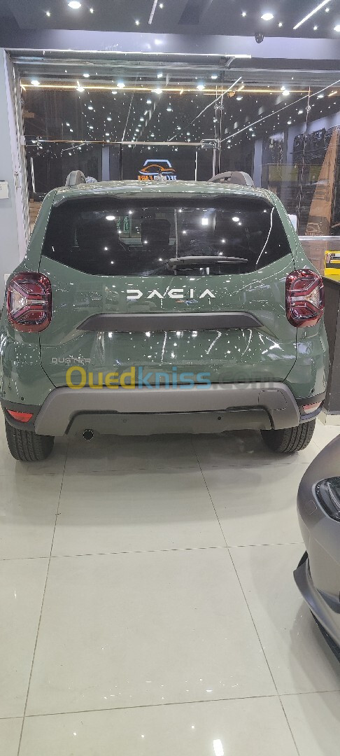 Dacia Duster 2024 Journey gris nardo et vert