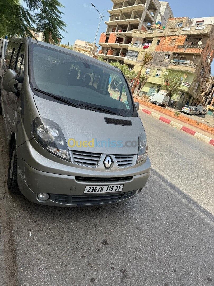 Renault Trafic 2015