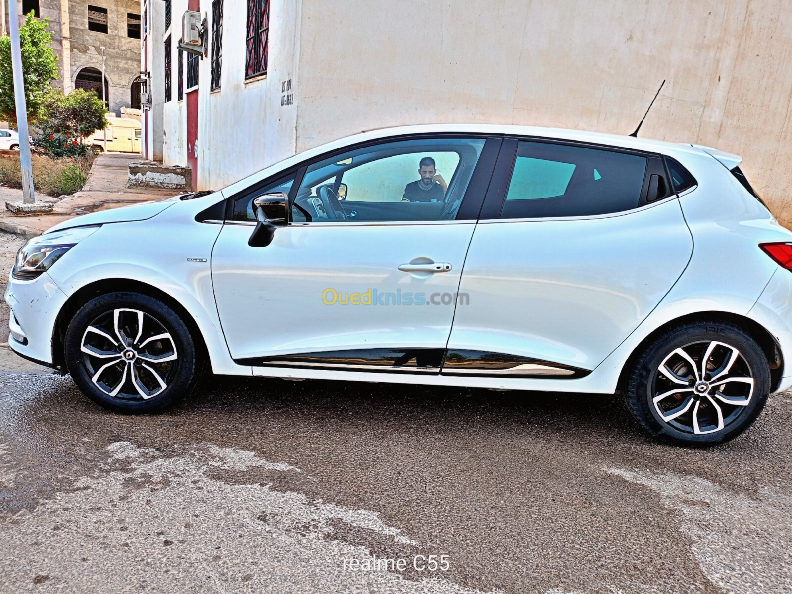 Renault Clio 4 2019 Limited 2