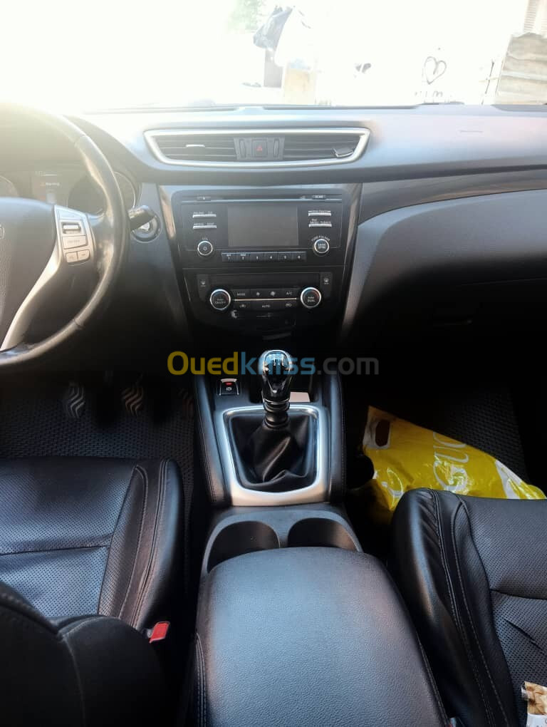 Nissan Qashqai 2015 Tekna