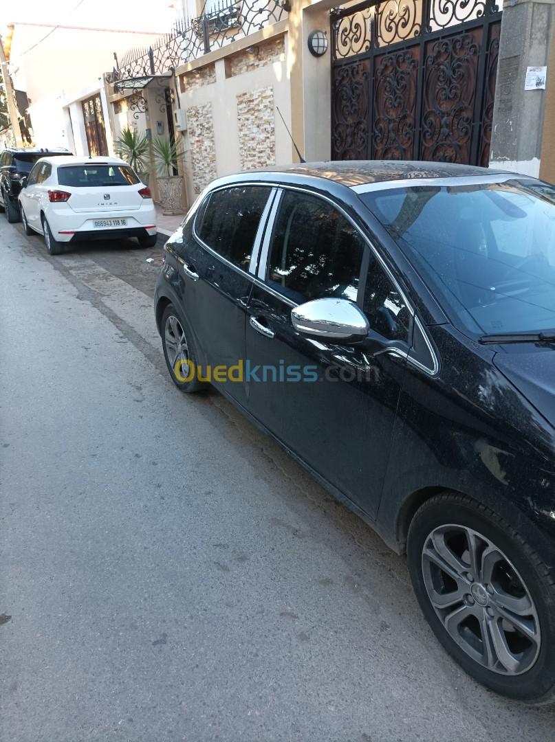 Peugeot 208 2013 208