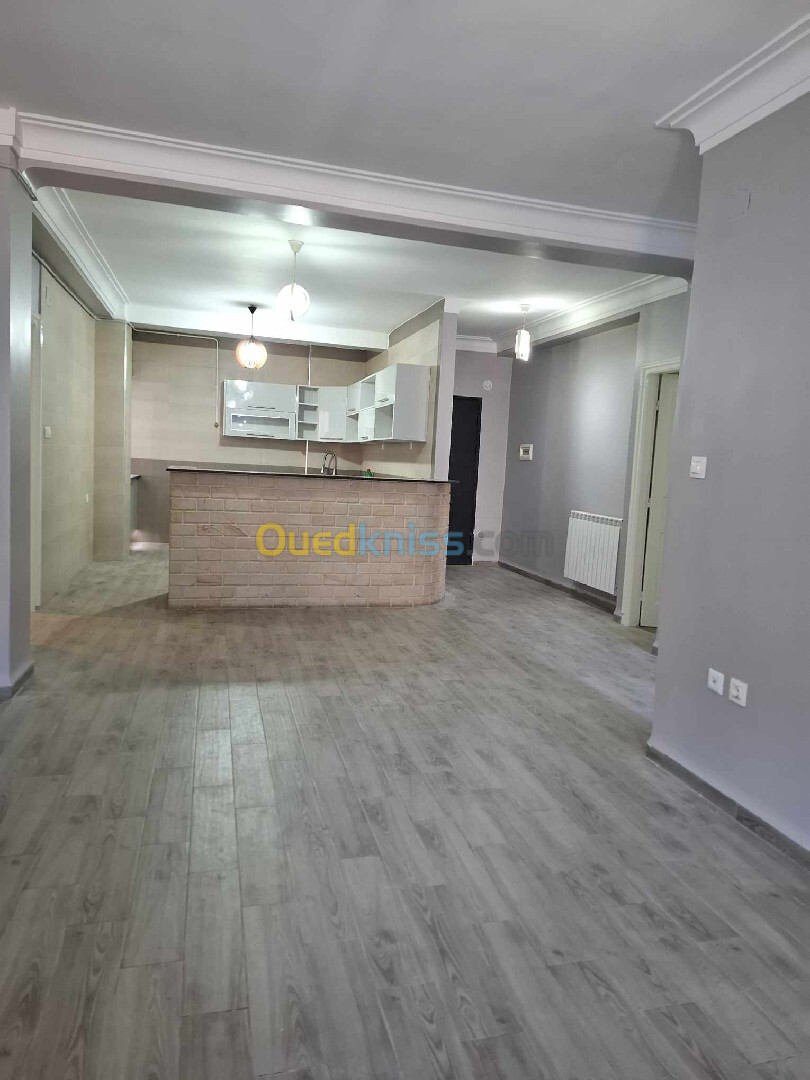 Location Appartement F4 Alger Bordj el kiffan