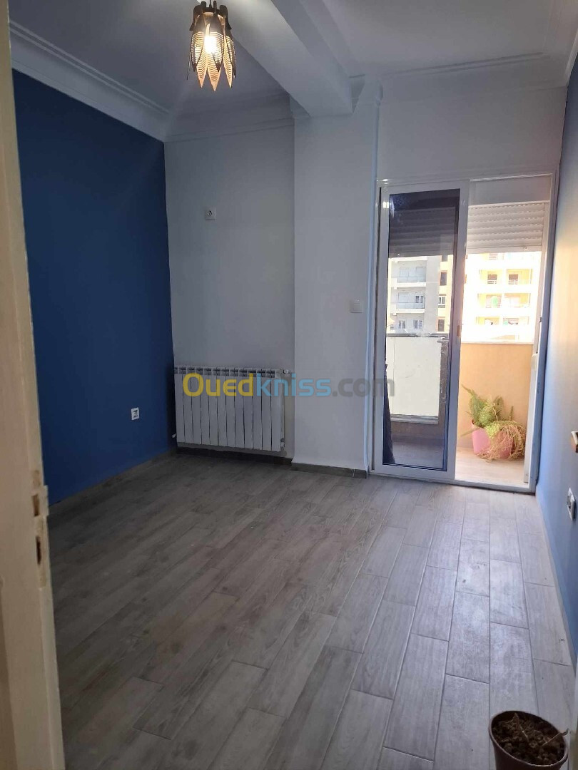 Location Appartement F4 Alger Bordj el kiffan