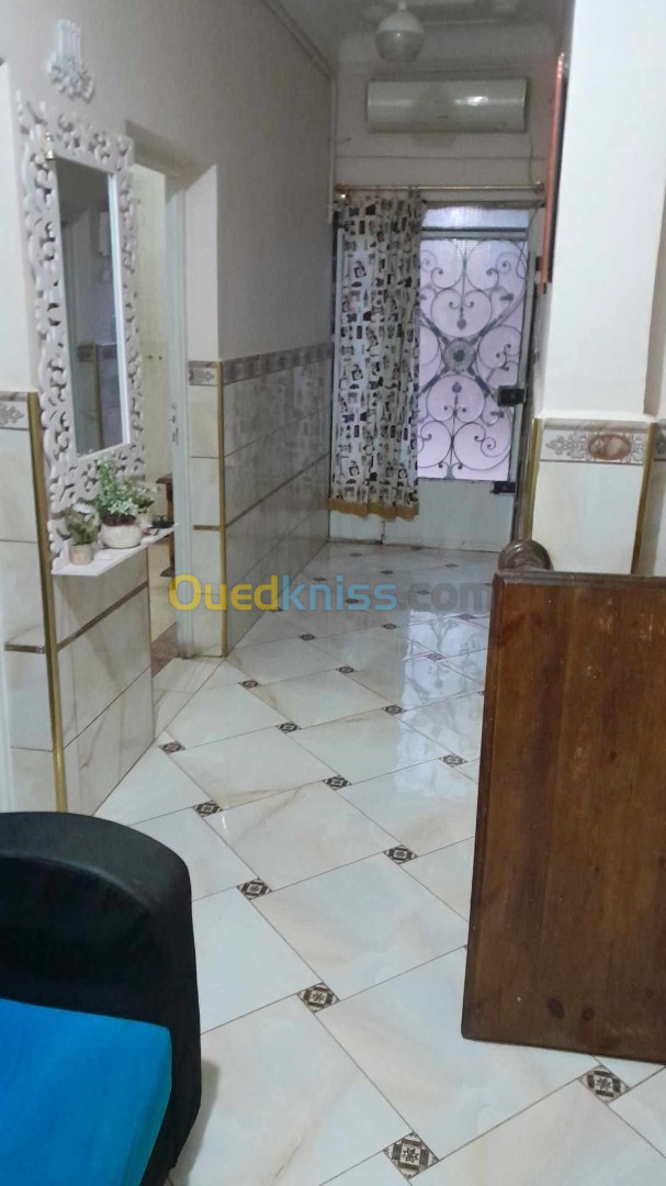 Vente Niveau De Villa F6 Sidi bel abbes Sidi lahcene