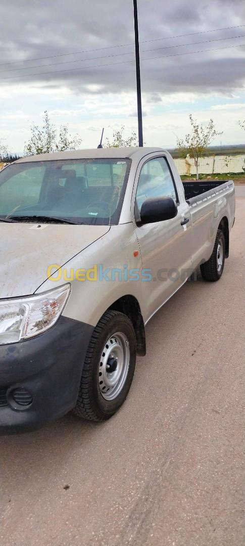 Toyota Hilux 2013 LEGEND DC 4x2