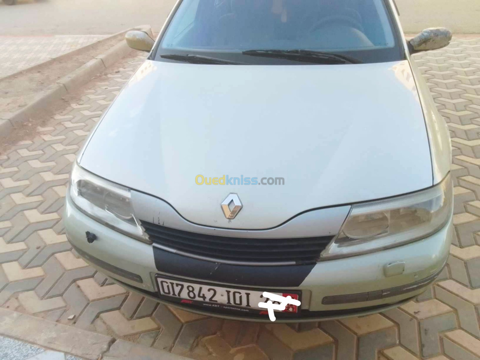 Renault Laguna 2 2001 لاتوت 6 فيتاس