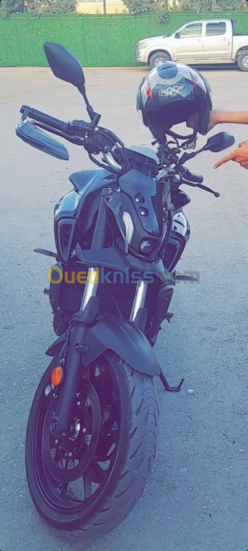 Yamaha MT07 2021