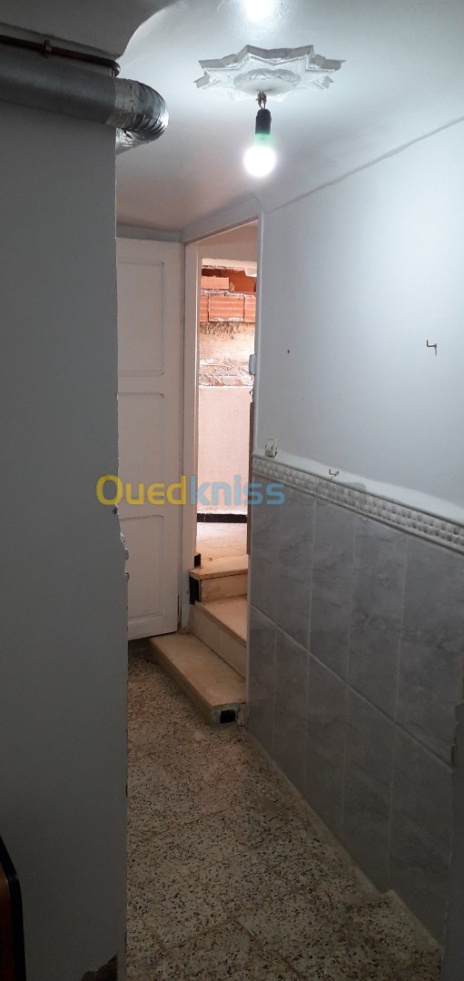 Location Appartement F2 Alger Rais hamidou