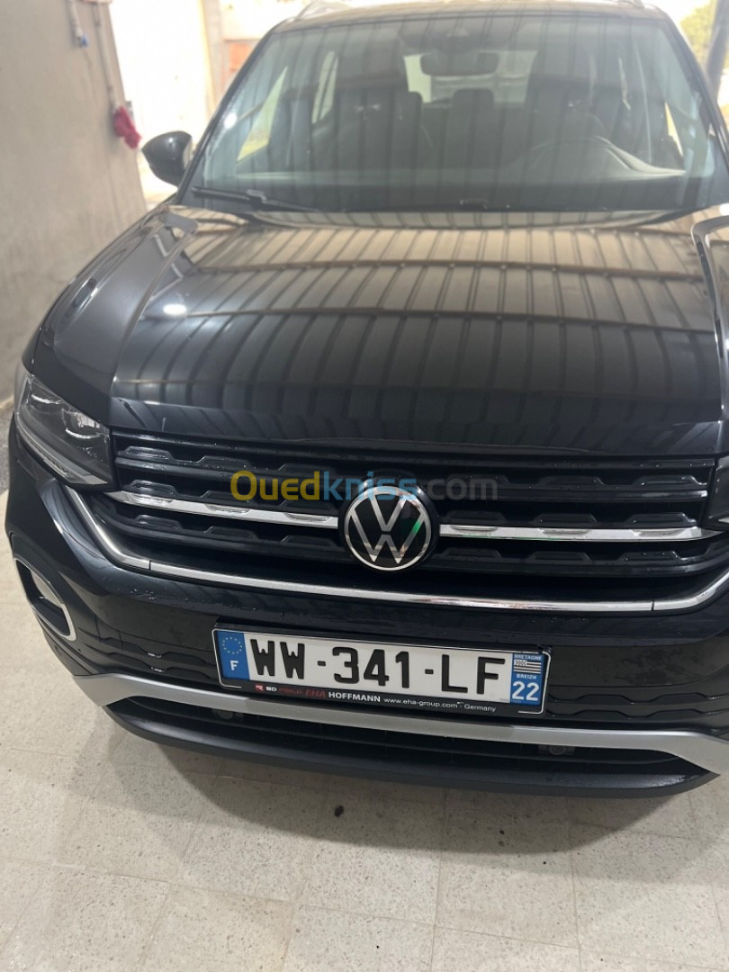 Volkswagen T cross 2022 Black confort