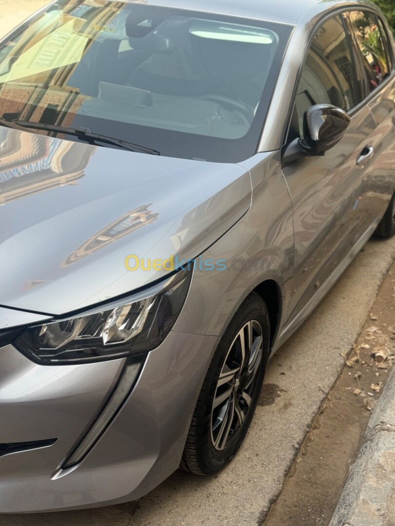 Peugeot 208 2022 Allure Facelift