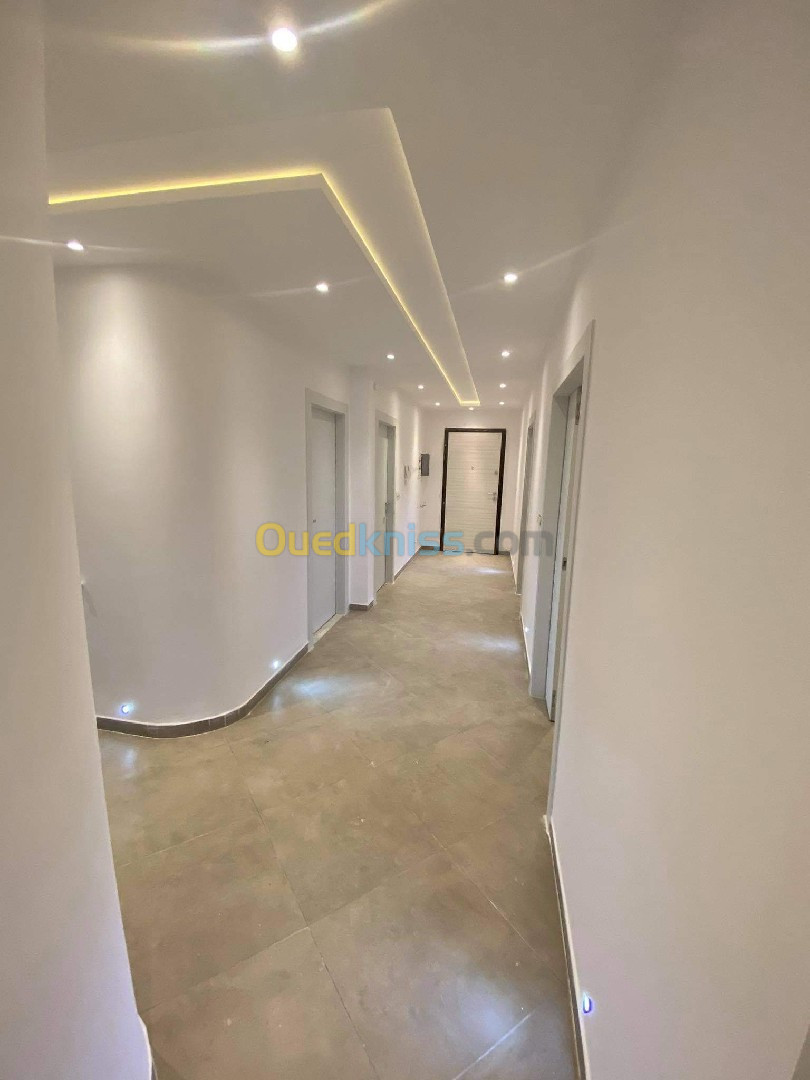 Vente Appartement F4 Alger Bordj el kiffan