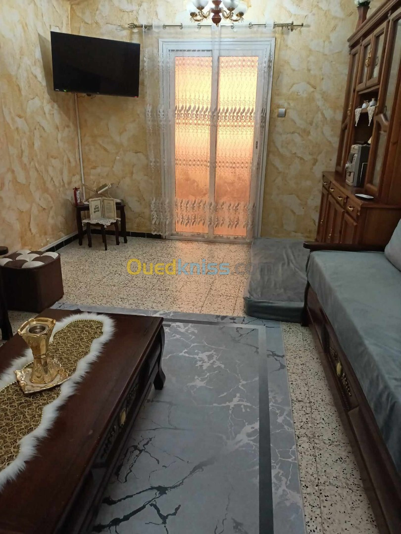 Vente Appartement F2 Alger Les eucalyptus