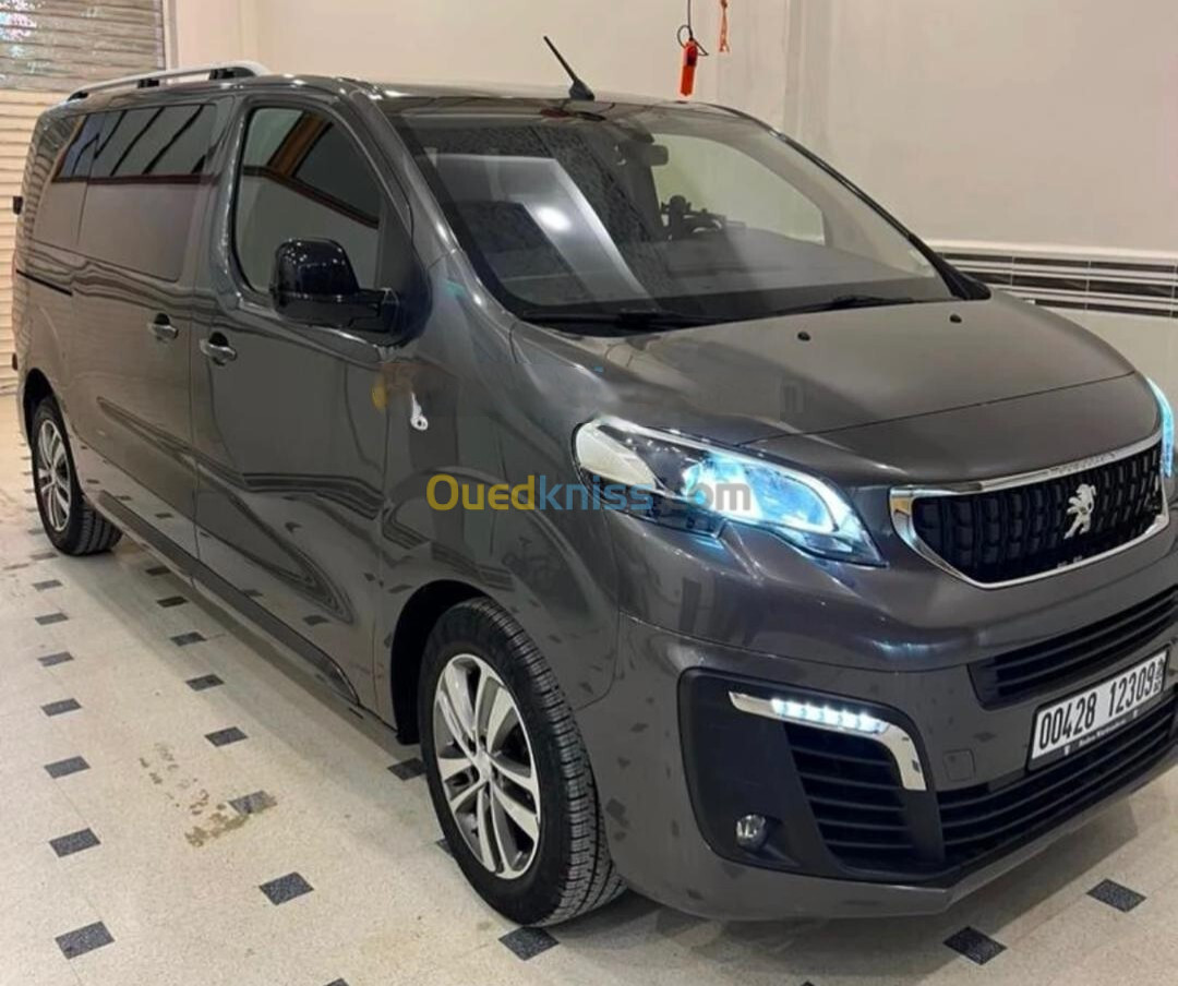 Peugeot Expert 2023 VIP