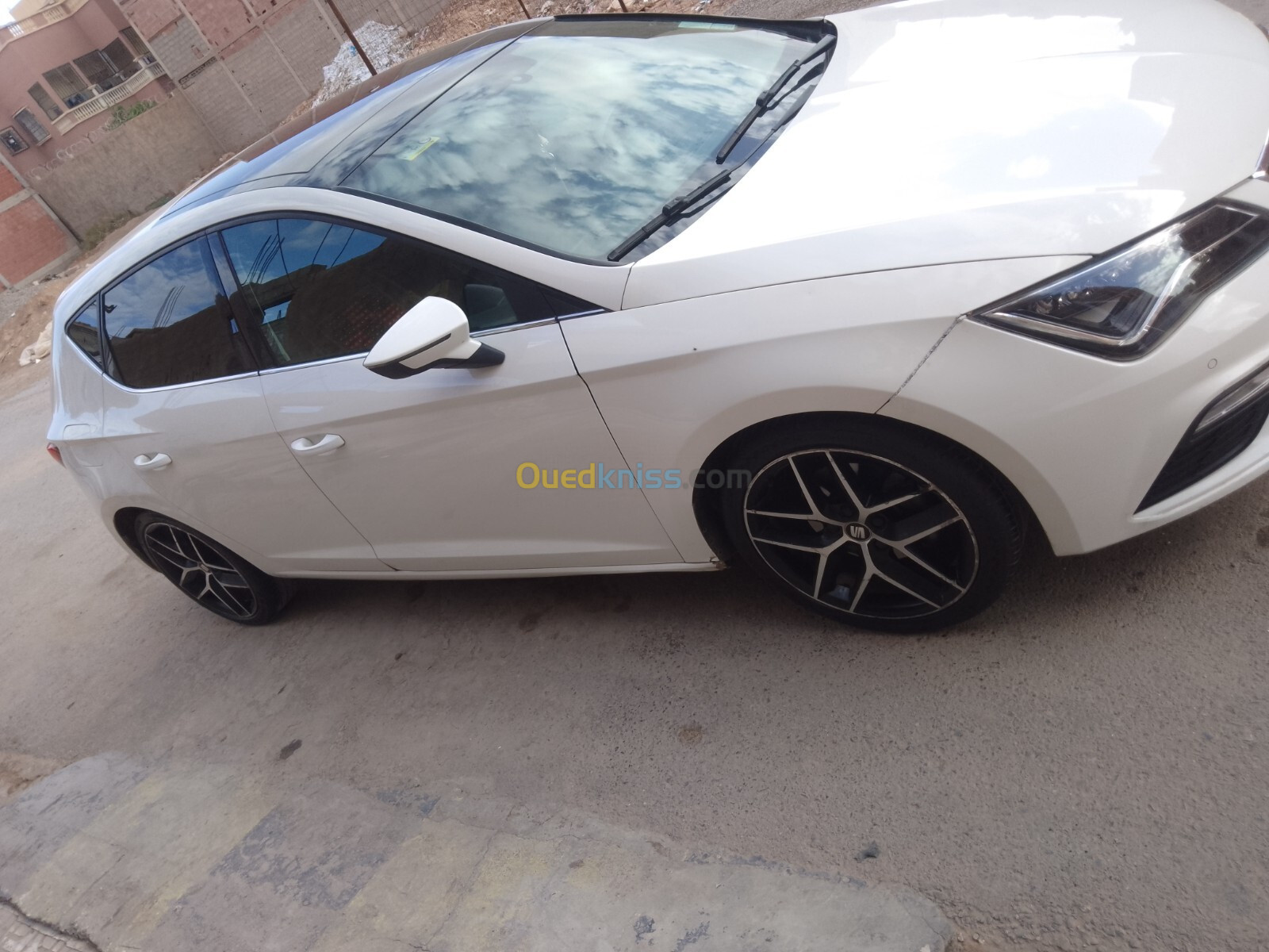 Seat Leon 2019 Beats