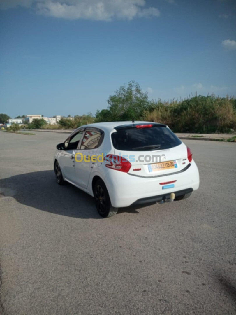 Peugeot 208 2013 Access