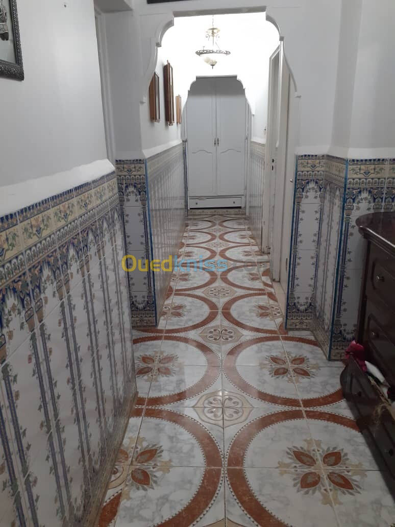 Vente Appartement F3 Alger Ain naadja