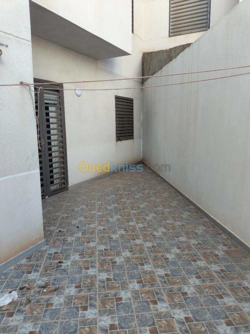 Vente Appartement F1 Oran Oran