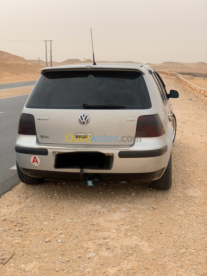 Volkswagen Golf 4 2000 