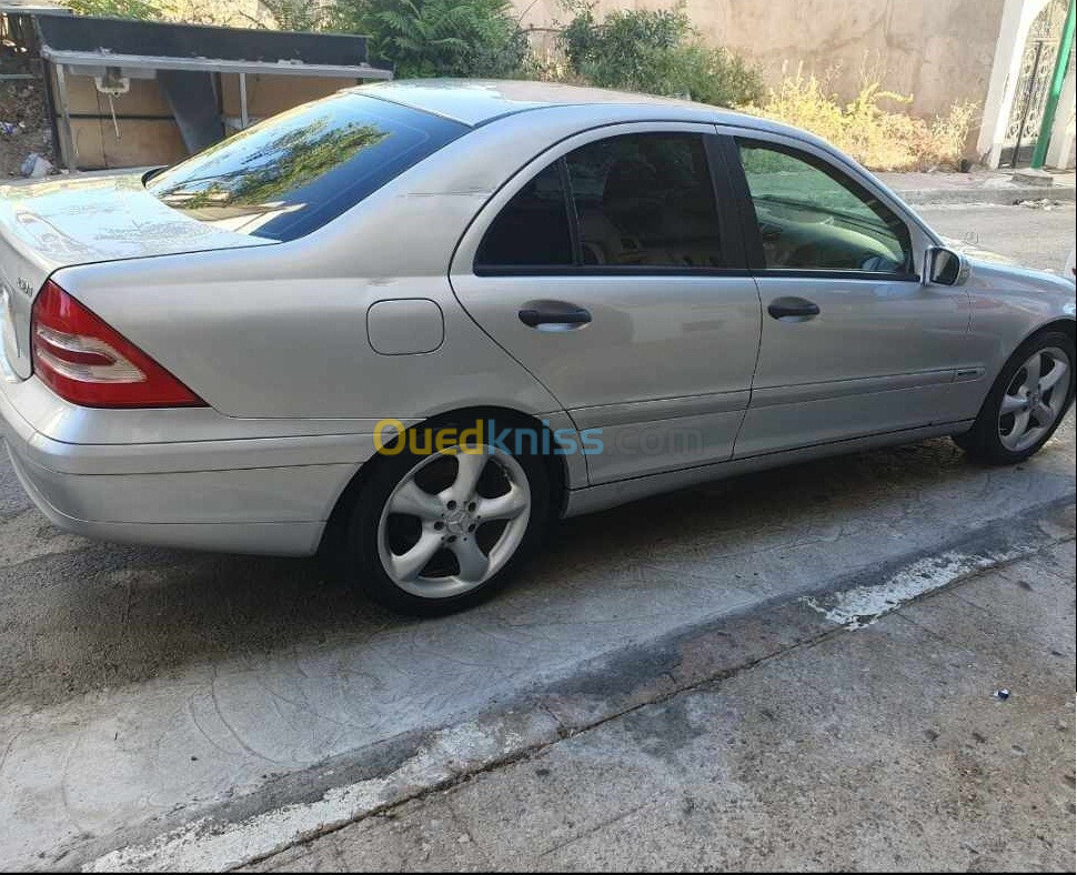 Mercedes Classe C 2003 220 Exclusive