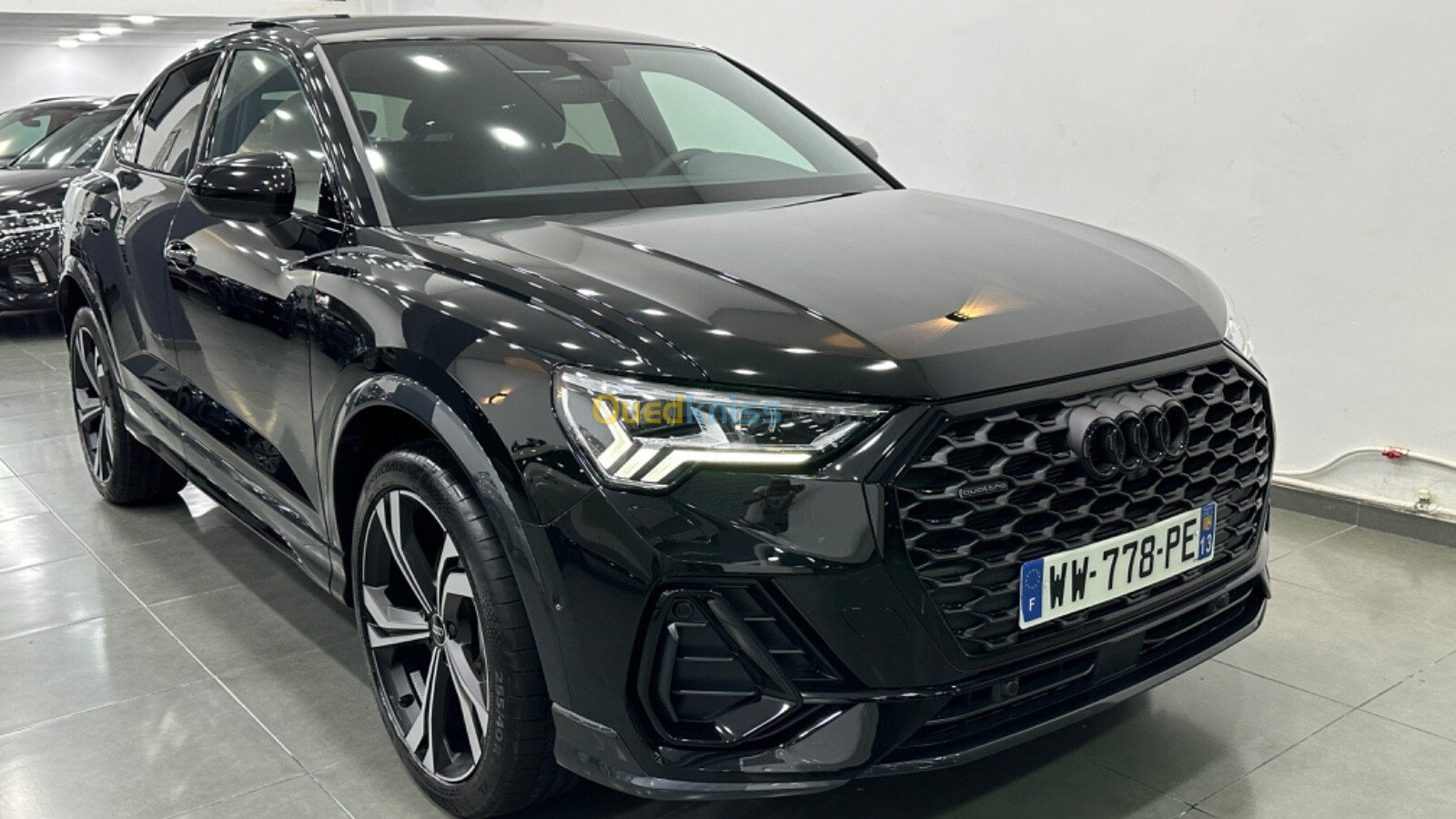 Audi Q3 2024 SLINE BLACK