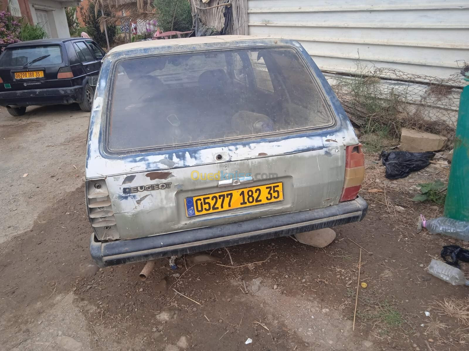 Peugeot 305 1982 305