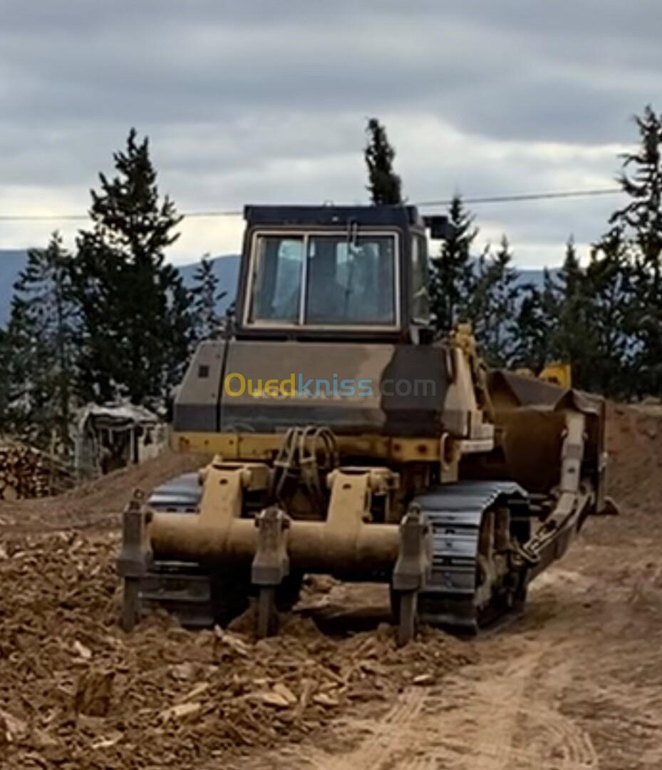 Komatsu D85 A21 