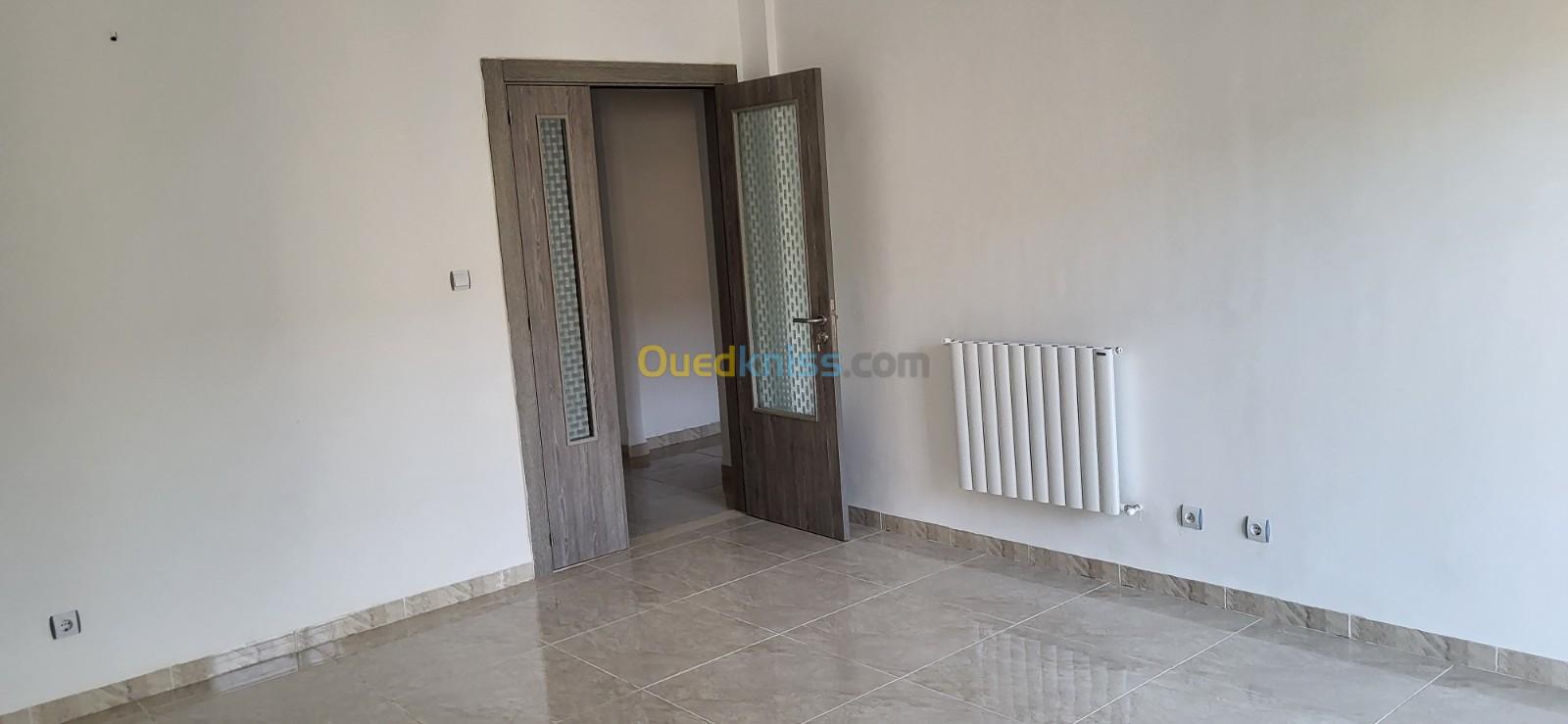 Location Appartement F4 Alger Rahmania