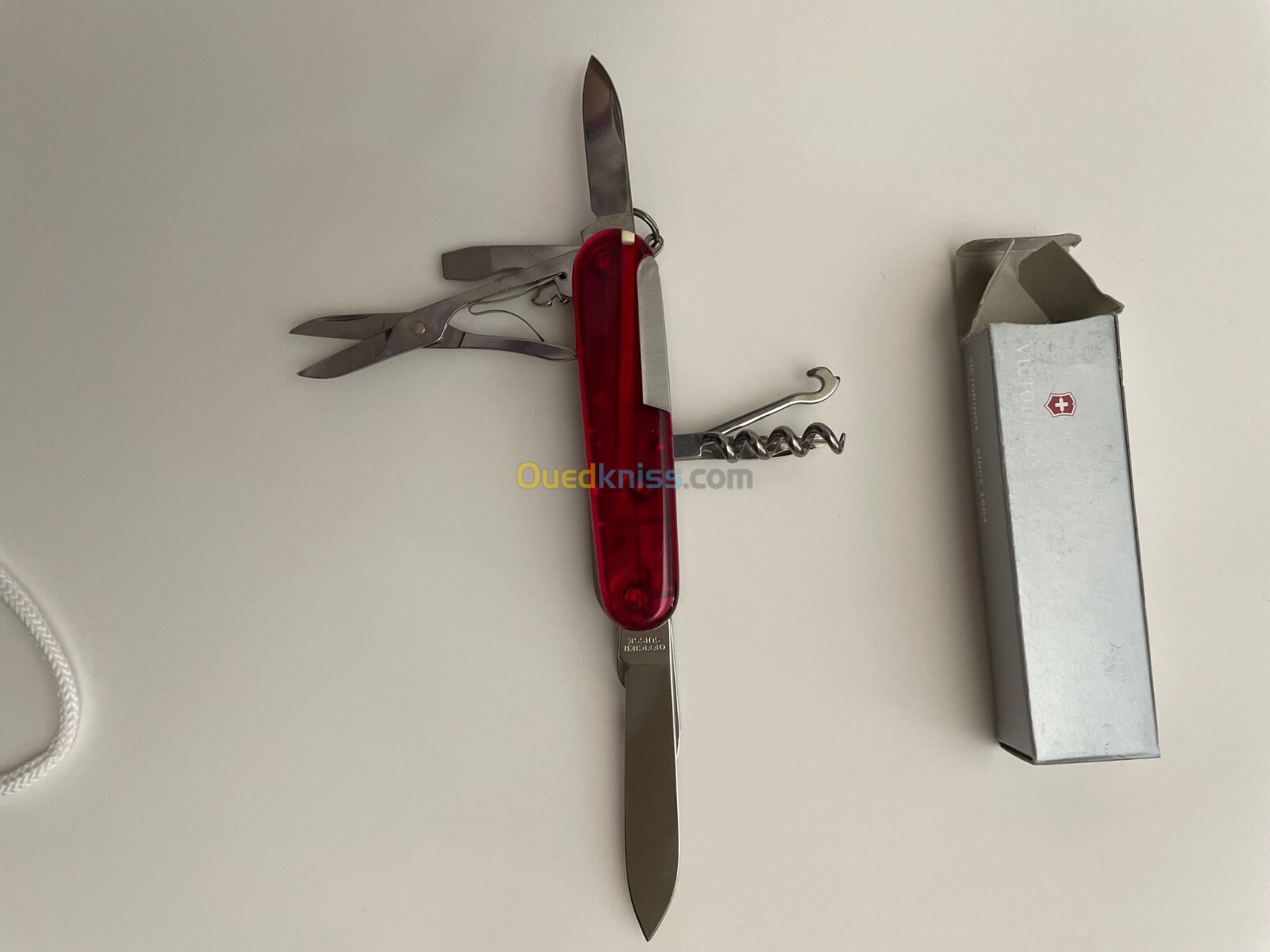 Couteau suisse VICTORINOX original 