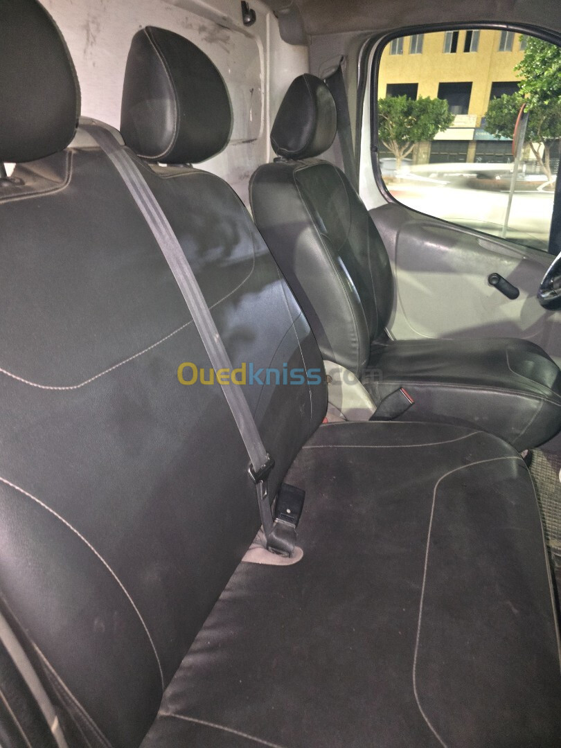 Renault Trafic 2011 Trafic