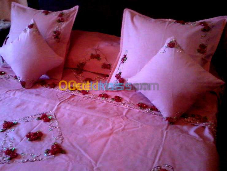 drap decoration floral