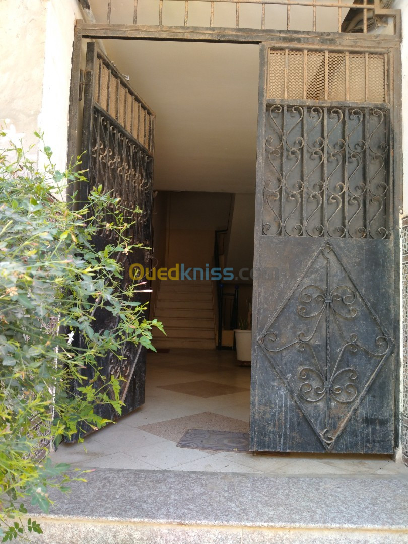 Vente Appartement F3 Alger Bouzareah