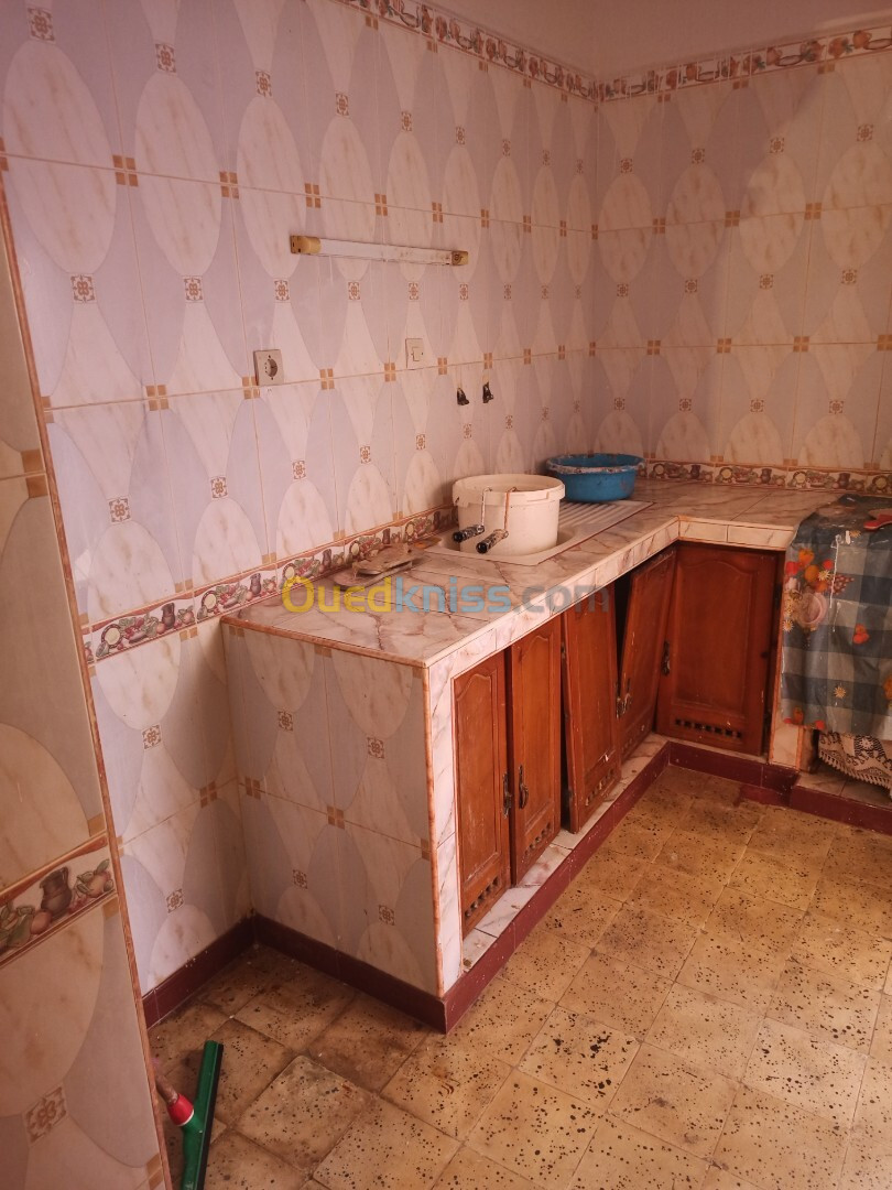 Vente Appartement F3 Oran Boufatis