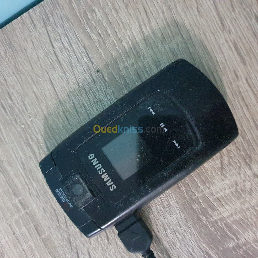 Samsung I235