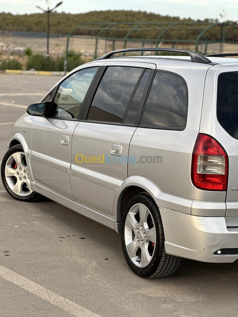 Opel Zafira 2004 