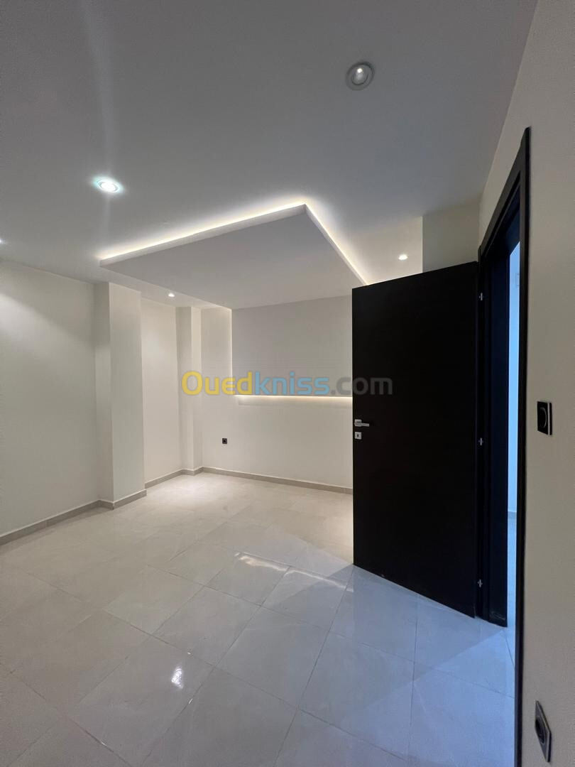 Vente Appartement F4 Alger Bordj el bahri