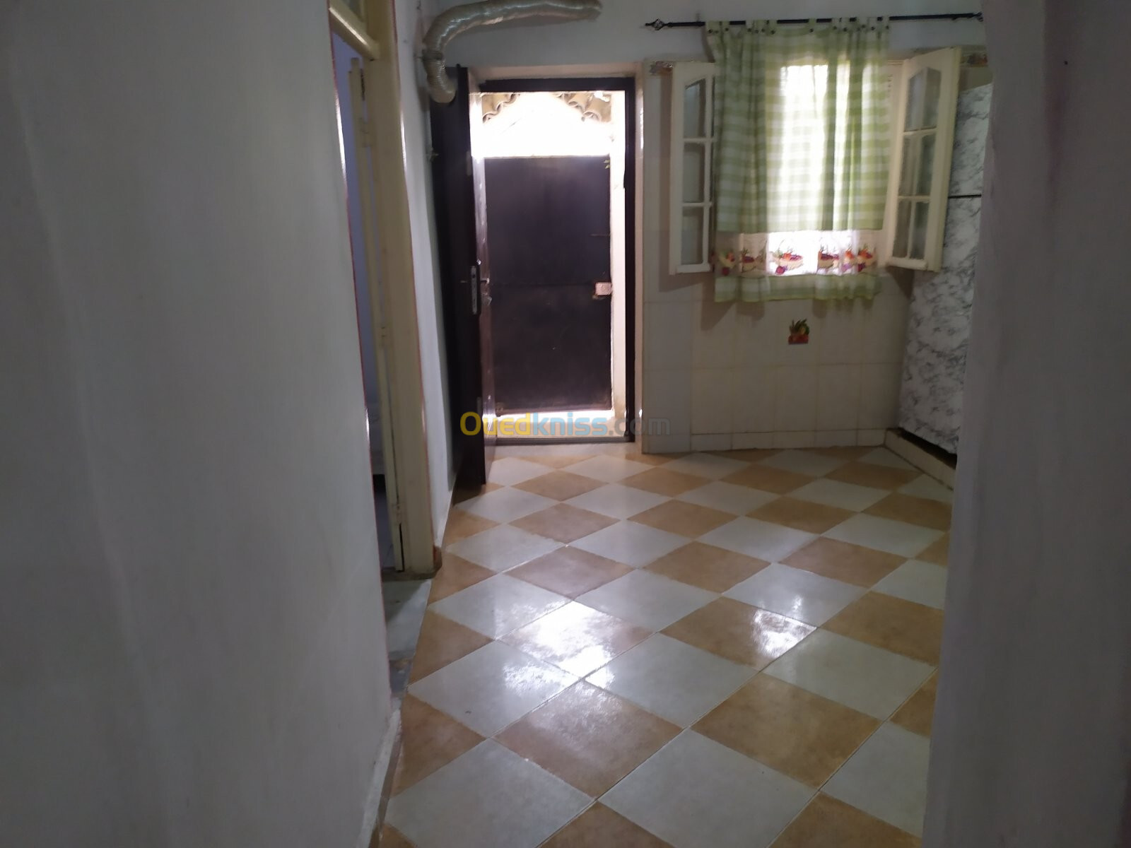 Location Appartement F3 Boumerdès Corso