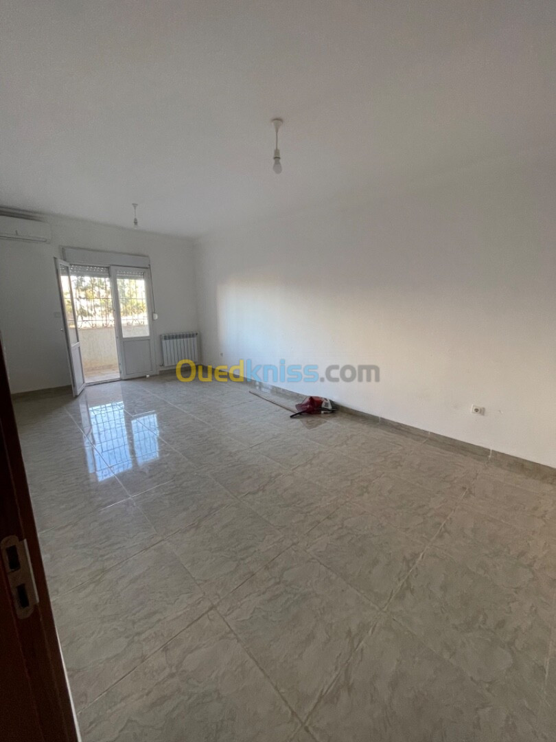 Location Appartement F5 Alger Mahelma