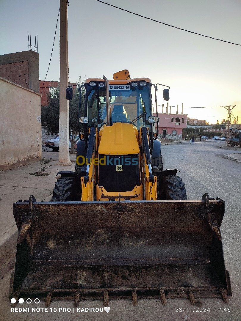 JCB 3cx Rétro chargeur JCB 3 cx 2012